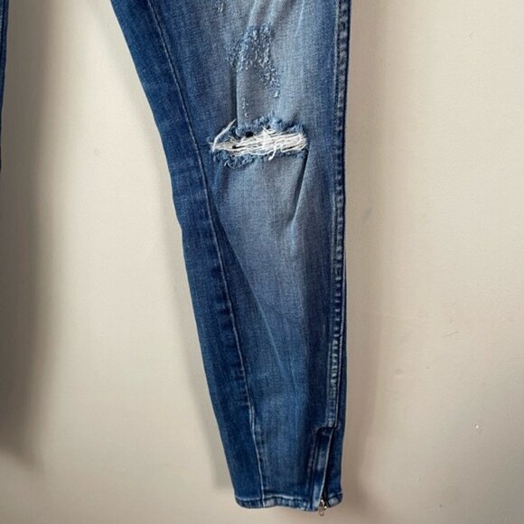 Amo Twist Zip Jeans in Dive Bar Destroy Wash 26 - Picture 7 of 12